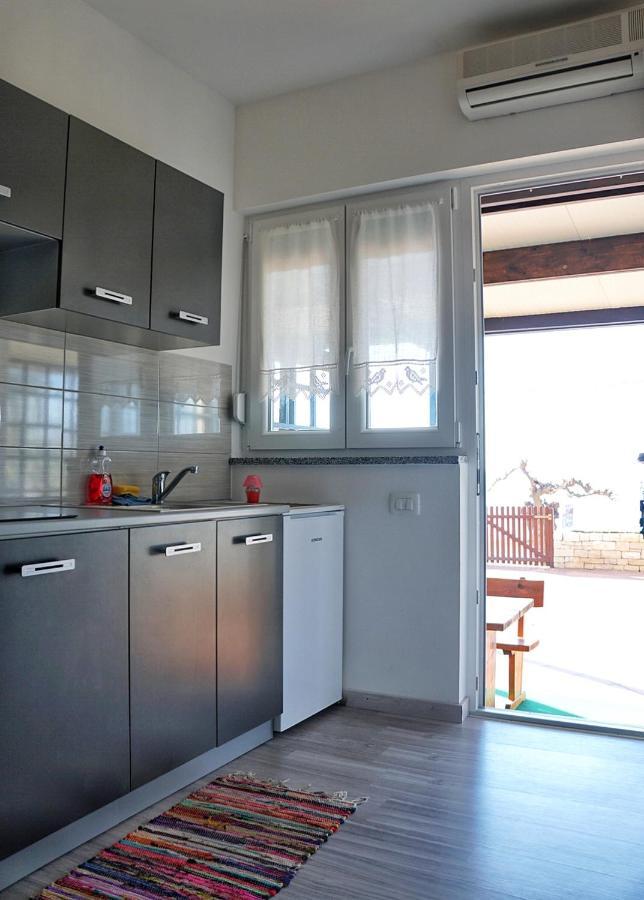 Apartmani Vesna Zambratija  Zewnętrze zdjęcie